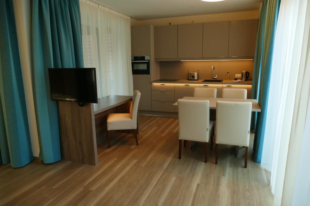 Meyn'S Apartments & Hotel Зольтау Екстер'єр фото